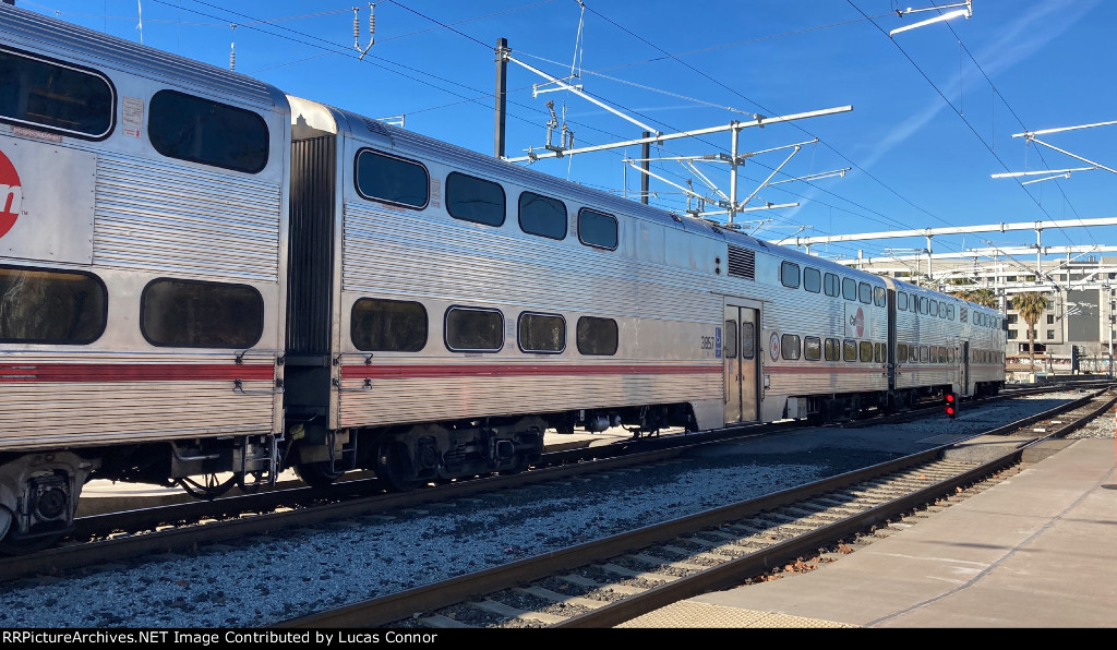 Caltrain 3857